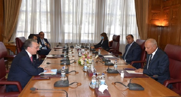 أبو الغيط يطلع وزير خارجية أرمينيا على التدخلات التركية بالشئون العربية