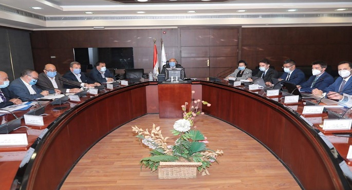 بالصور.. وزير النقل يتابع معدلات تنفيذ مشروعات تحديث وتطوير نظم الاشارات على خطوط السكك الحديدية