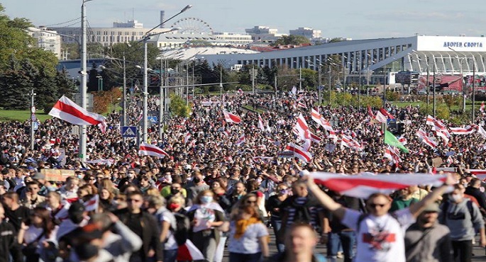المحتجون في روسيا البيضاء يواصلون الضغط على الرئيس لوكاشينكو