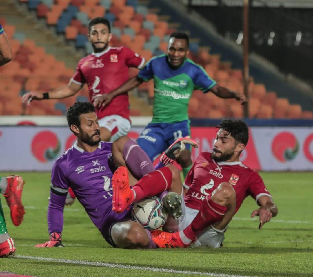 الأهلي يتعادل سلبيا مع “مصر المقاصة” بالدوري الممتاز لكرة القدم