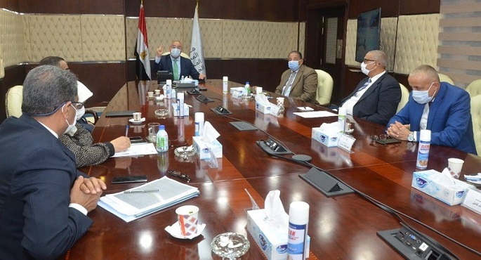 بالصور .. الجزار يتابع وإجراءات تطبيق قانون التصالح فى بعض مخالفات البناء وتقنين أوضاعها بالمدن الجديدة