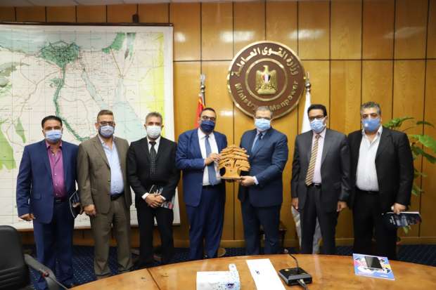 عمال لبنان يقدمون الشكر والتقدير للرئيس السيسي على دعمه لبلادهم في حريق مرفأ بيروت