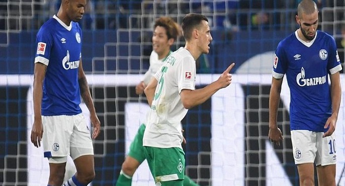 فيردر بريمن يفوز على شالكه 3-1 في الأسبوع الثاني بالدوري الألماني