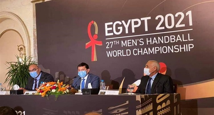 خلال مؤتمر صحفى عن قرعة مونديال اليد .. وزير الرياضة يشيد بدعم السيسى لاستضافة البطولة