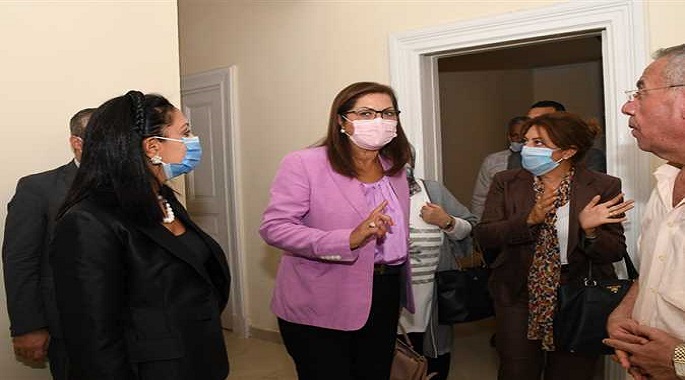 وزيرة التخطيط :”تنمية المرأة” أول منظمة متخصصة تابعة لـ”التعاون الإسلامي”