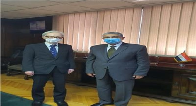 وزير الكهرباء يبحث مع سفير اليابان سبل تعزيز التعاون في مجال الطاقة