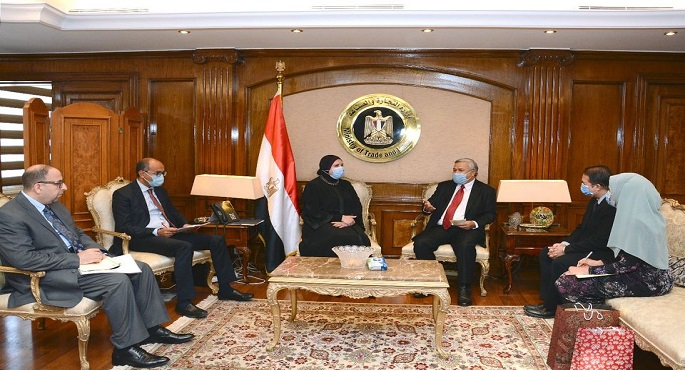 وزيرة التجارة والصناعة تبحث مع السفير الإندونيسي بالقاهرة سبل تعزيز التعاون الاقتصادي المشترك بين البلدين