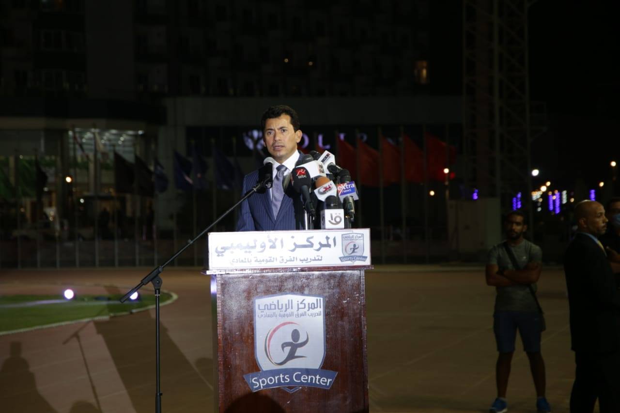 بالصور.. وزير الشباب والرياضة يفتتح اوليمبياد الطفل المصري