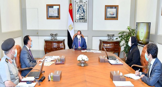 الرئيس السيسي يوجه بتقديم كافة التسهيلات الممكنة للحصول على وحدات المجمعات الصناعية الجديدة