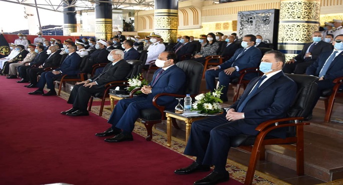 بالفيديو والصور.. الرئيس السيسي يشهد حفل تخريج دفعة جديدة من طلبة كلية الشرطة