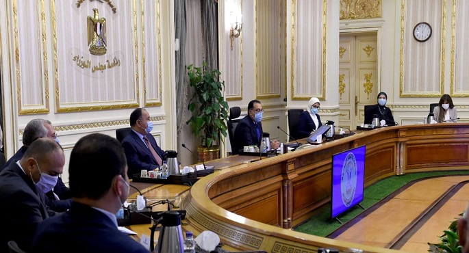 بالصور.. رئيس الوزراء يتابع جهود تبسيط إجراءات الإفراج الجمركي عن البضائع بالموانئ