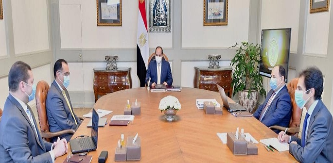 الرئيس السيسى يستعرض مخطط التطوير الشامل لمنظومة الجمارك