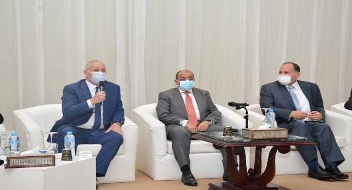 بالصور .. وزير التنمية المحلية يطلق المرحلة الثانية لمبادرة “حياة كريمة ” فى 375 تجمع ريفي بـ 14 محافظة