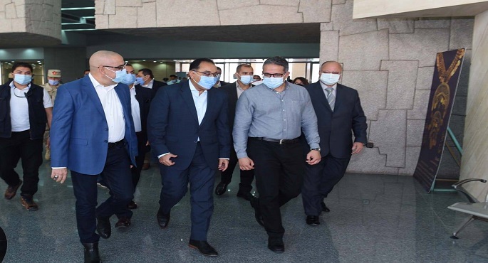 بالصور .. رئيس الوزراء يتفقد المتحف القومي للحضارة المصرية بالفسطاط استعداداً لاستقبال المومياوات الملكية