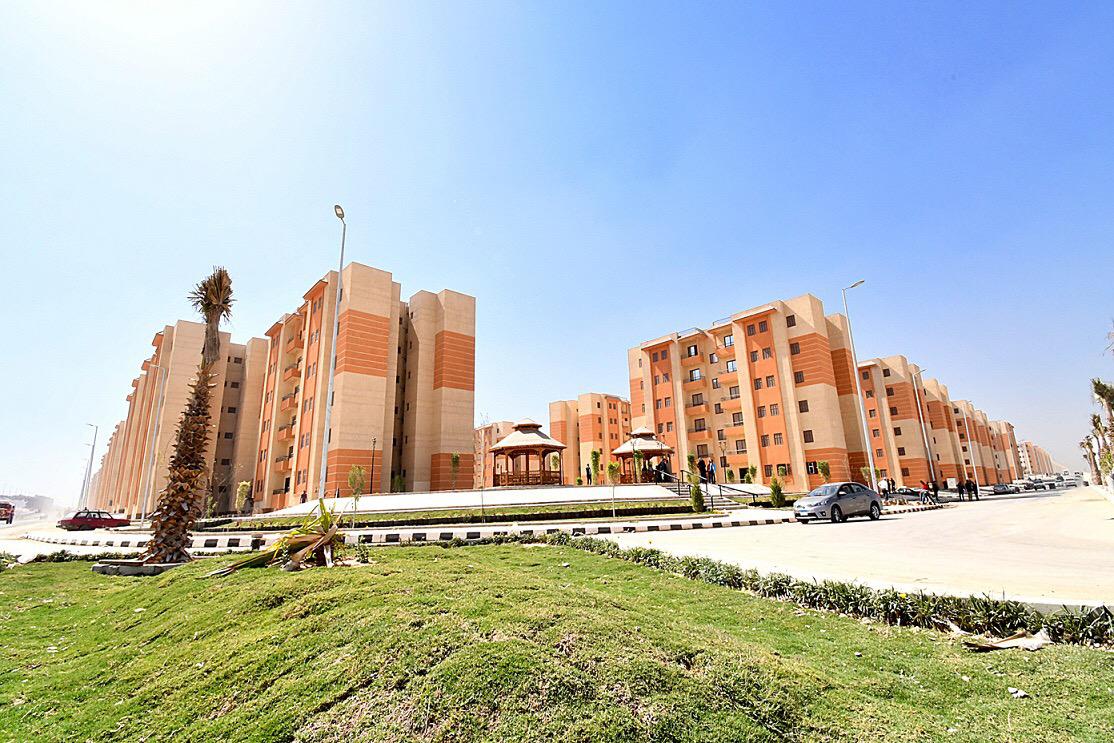 الإسكان: الانتهاء من تنفيذ 2496 وحدة سكنية لسكان المناطق العشوائية بالجيزة