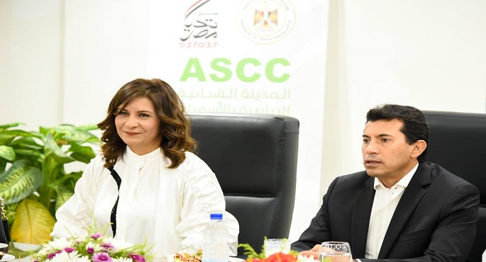 وزارتا الهجرة والشباب والرياضة تنظمان زيارة لوفد شباب مصر الدارسين بالخارج إلى مدينة “الأسمرات”