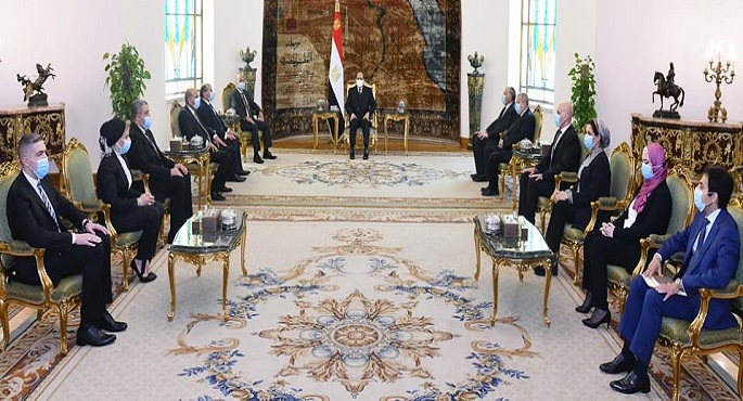 الرئيس السيسي يؤكد حرص الدولة على تطوير المنظومة القضائية للتخفيف على المواطنين
