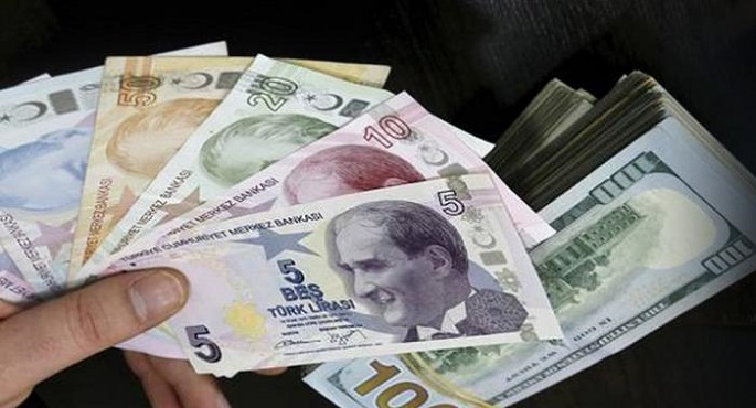 الليرة التركية تهبط لمستوى قياسي منخفض جديد مقابل الدولار