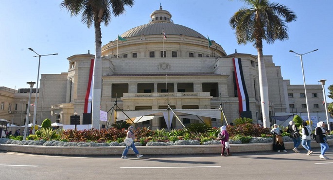 رئيس جامعة القاهرة يعلن فوز 32 عالمًا وباحثًا بجوائز الجامعة لعام 2019