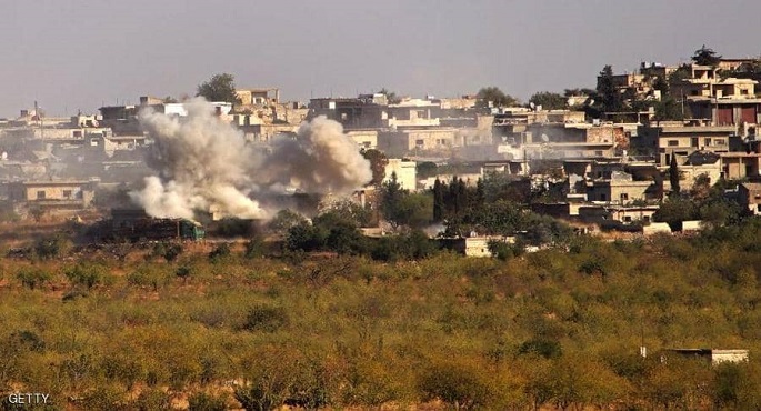 عشرات القتلى والجرحى بغارات روسية على فصيل موال لتركيا في إدلب