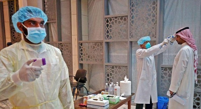 الكويت تعلن وفاة 7 حالات و814 إصابة بكورونا خلال الـ24 ساعة الماضية