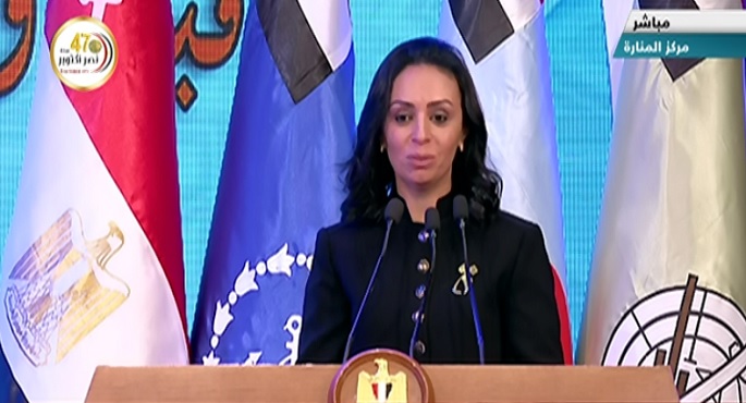 في يومها العالمي  .. مايا مرسي : المرأة هي القدوة في تحمل ظروف جائحة كورونا