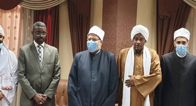 وزير الأوقاف يغادر الخرطوم بعد مشاركته في مؤتمر “الإسلام والتجديد”