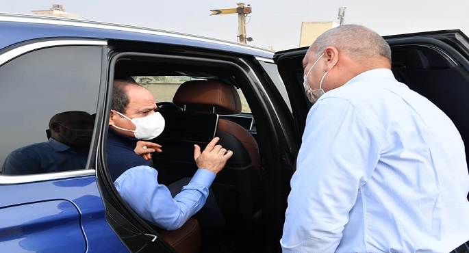 بالفيديو.. الرئيس السيسي يتفقد سير العمل في بعض مواقع مشروعات تطوير شبكة الطرق والمرافق بالقاهرة