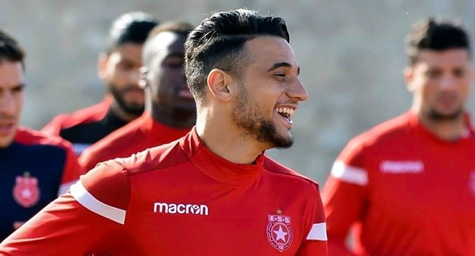 النجم الساحلي التونسي يمدد عقد لاعب الوسط محمد الحاج لنهاية 2025