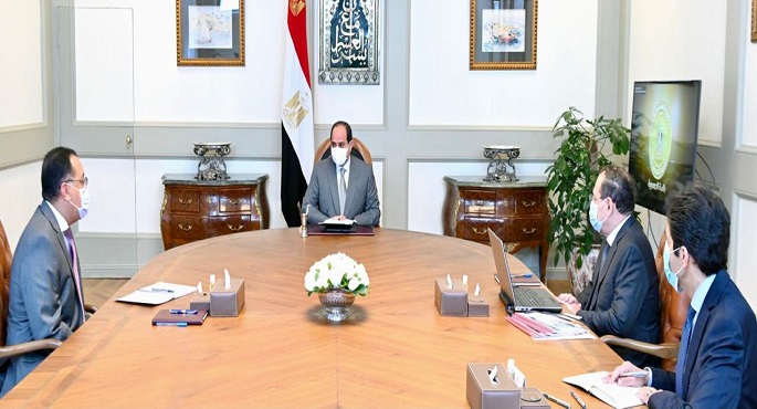 الرئيس السيسي يوجه بتكثيف الإجراءات التحفيزية لتحويل السيارات للعمل بالغاز الطبيعي