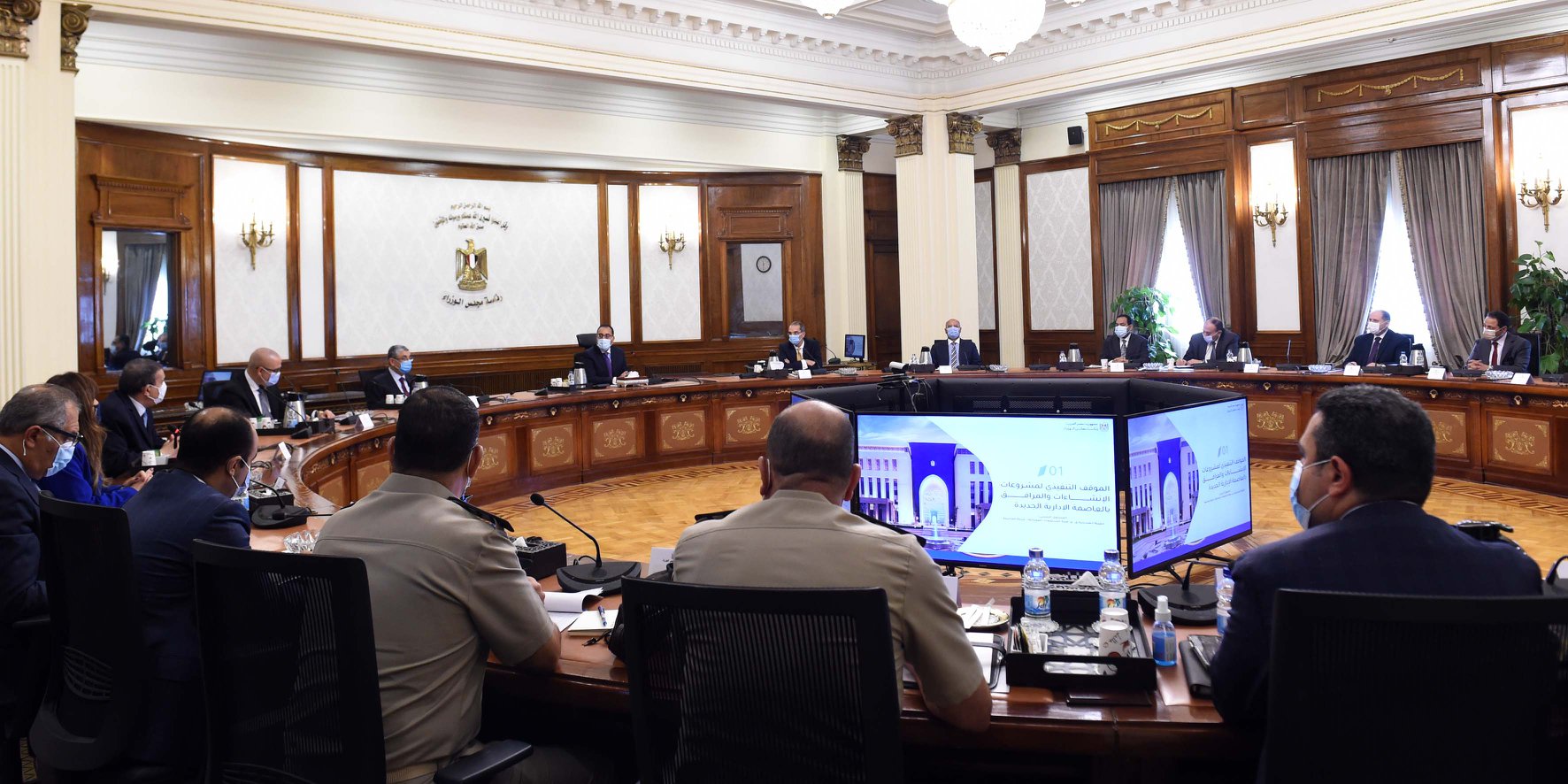 بالصور .. مدبولي يتابع الموقف التنفيذى للمشروعات الجارى تنفيذها بالعاصمة الادارية الجديدة