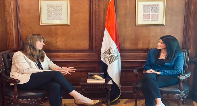 بالصور.. رانيا المشاط تبحث مع البنك الأوروبي لإعادة الإعمار والتنمية الاستراتيجية القطرية
