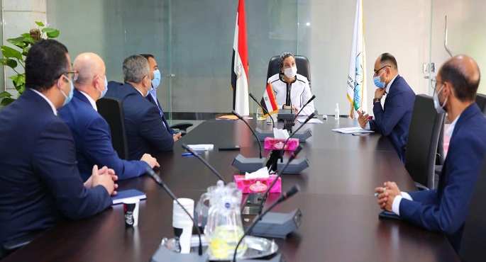 وزيرة البيئة تناقش مع ممثلى شركة فاس السعودية فرص الاستثمار في تحويل المخلفات لطاقة