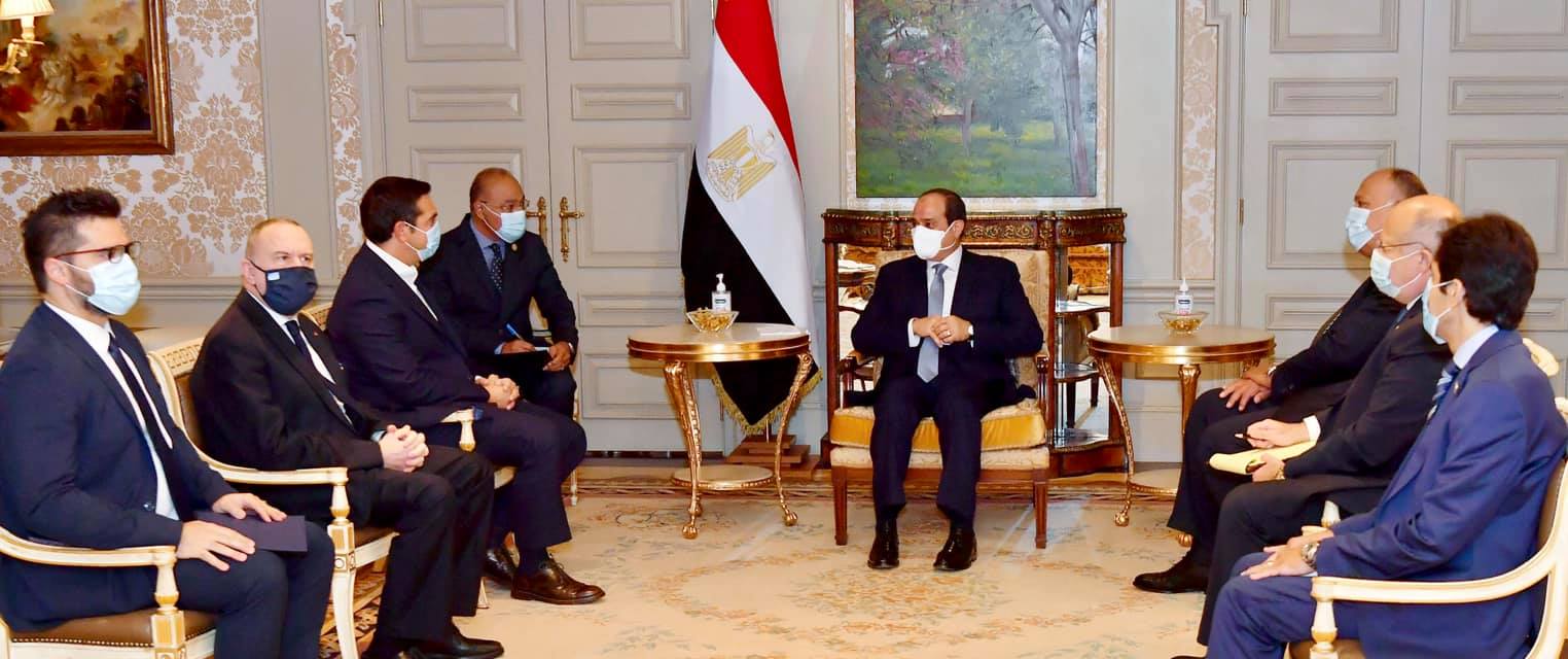 بالصور.. السيسي يلتقي وزير الطاقة اليونانى في أثينا و رئيس حزب “سيريزا”