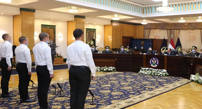 بالصور.. الرئيس السيسي يحضر اختبار کشف الهيئة للطلبة المتقدمين للالتحاق بكلية الشرطة