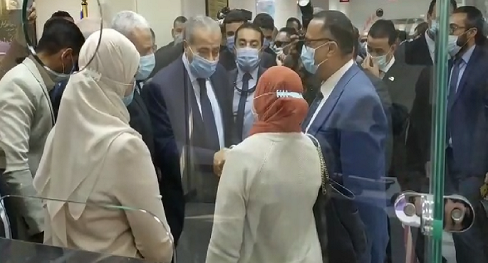وزير التموين يتفقد المنطقة اللوجستية في السويس