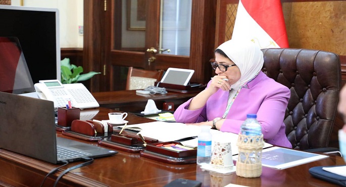 بالصور.. وزيرة الصحة توجه بمتابعة العمل بالمبادرات الرئاسية للصحة العامة