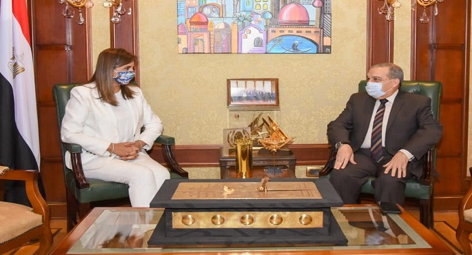 بالصور.. وزيرة الهجرة تستقبل وزير الإنتاج الحربي للتنسيق حول استعدادات مؤتمر “مصر تستطيع بالصناعة”