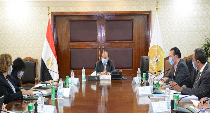 بالصور.. وزير التنمية المحلية يبحث  مع مسئولي برنامج الأمم المتحدة الانمائي مجالات التعاون المشتركة