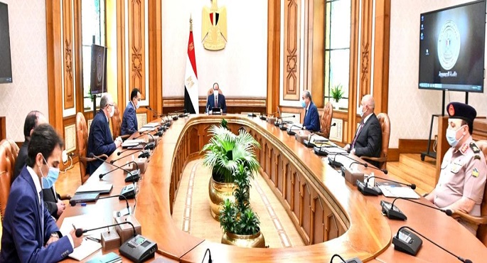 الرئيس السيسي يوجه بالتوسع في المشروعات الزراعية بالوادي الجديد