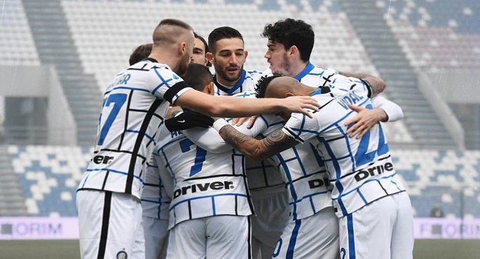 إنترميلان يفوز على ساسولو بثلاثية نظيفة في الدوري الإيطالي