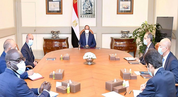 الرئيس السيسي يؤكد تطلع مصر للتعاون البناء مع شركة “أورانج” العالمية للاتصالات وغيرها من الشركات الفرنسية