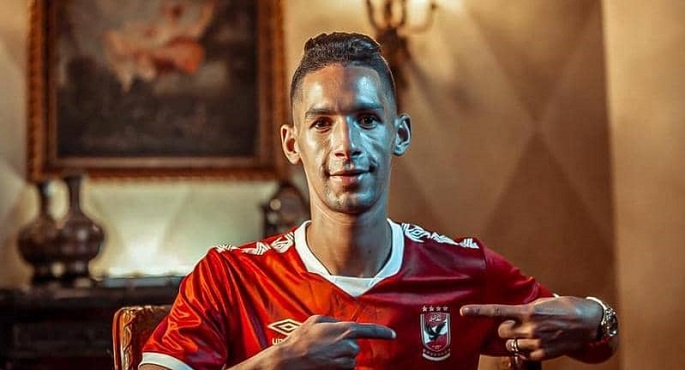 المغربي بدر بانون يصل القاهرة تمهيدا للانتظام في التدريبات الجماعية للأهلي