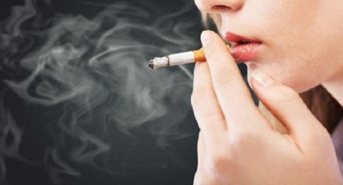 دخان السجائر يزيد خطر الإصابة بفيروس كورونا