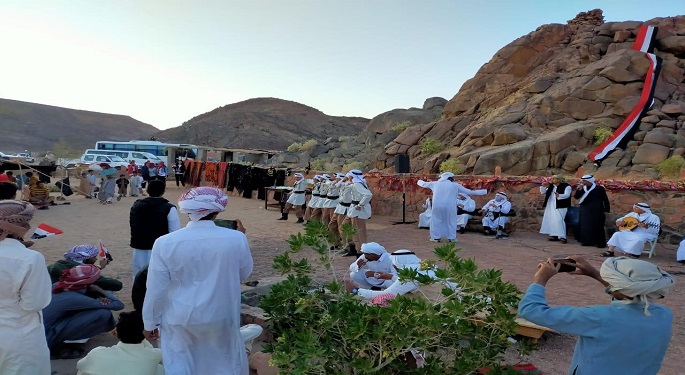 بالصور.. وزيرة الثقافة تتابع فعاليات القوافل الثقافية بوديان سيناء