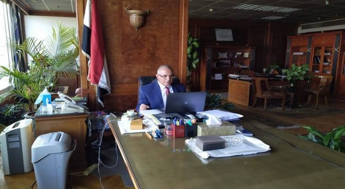 وزير الري يبحث مع بعثة البنك الدولي استكمال برامج التعاون الاقتصادي مع مصر