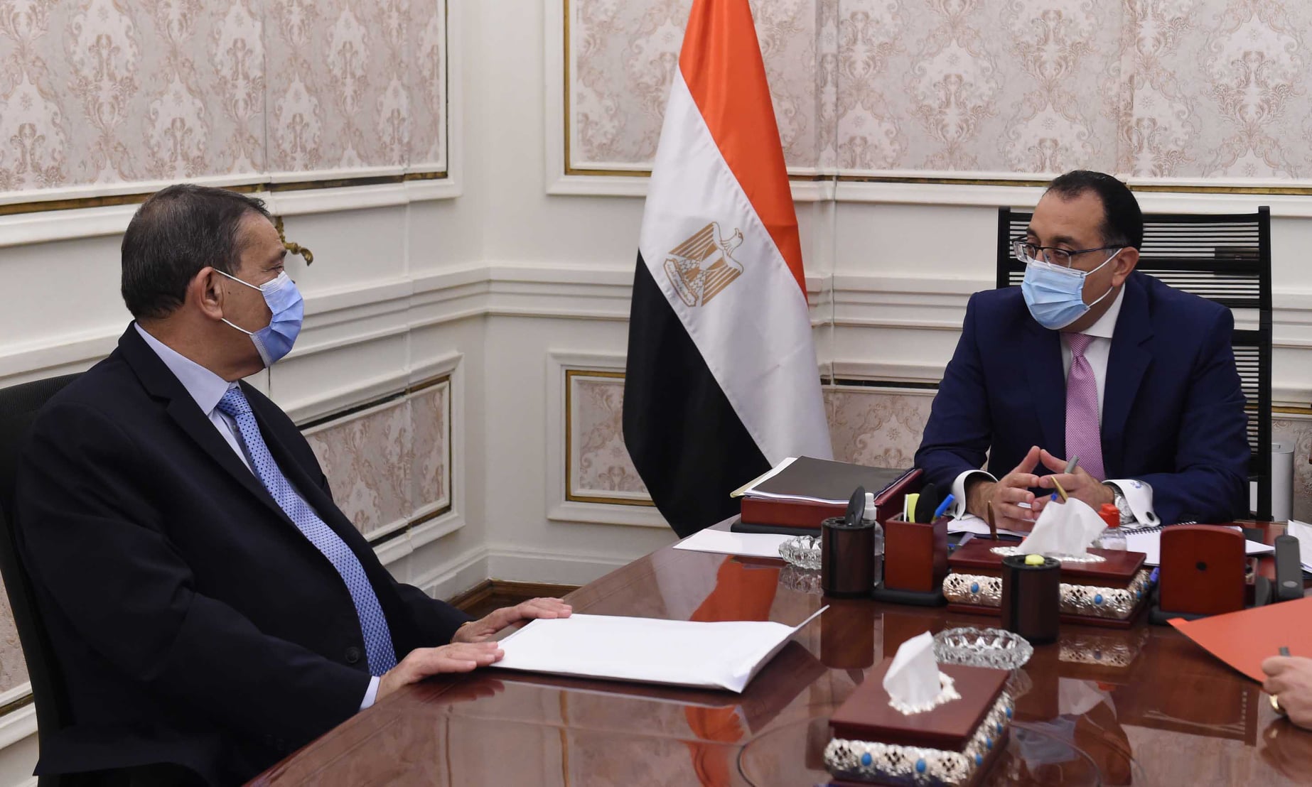 رئيس الوزراء يتابع  خطوات إدارة وتشغيل منظومة المرافق بالعاصمة الإدارية الجديدة