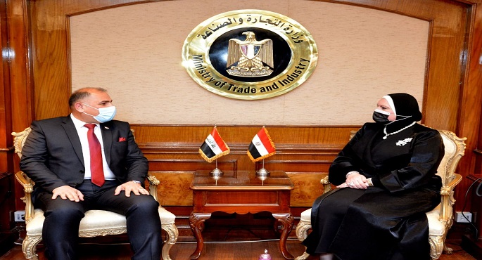 بالصور .. وزيرة الصناعة : اهتمام كبير من القيادة السياسية والحكومة للمساهمة في إعادة إعمار العراق