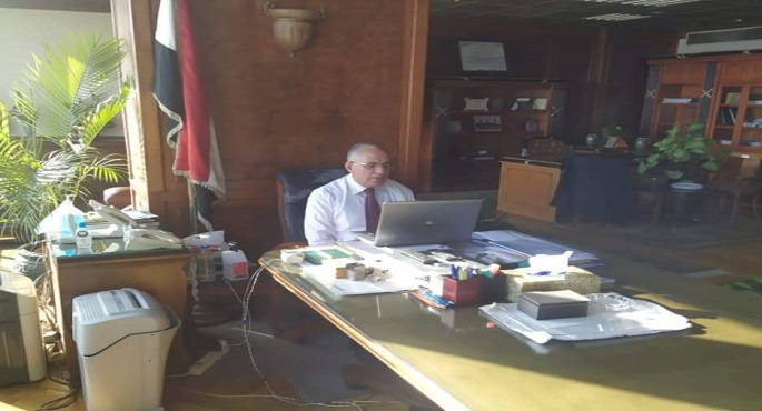 بالصور .. وزير الري يبحث الخطه البحثيه للمركز القومي لبحوث المياه