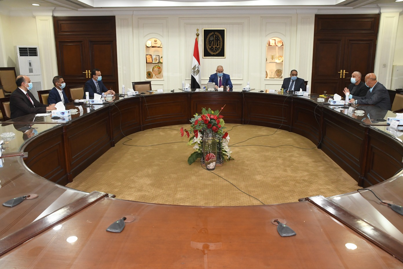 بالصور : وزير الإسكان يتابع موقف تنفيذ مشروعات إسكان بديل العشوائيات بمدينتى العبور والعبور الجديدة